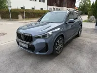 Gebraucht BMW X1 M Sport 163 PS (119 kW) 2024 Storm bay SUV