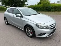 Gebraucht Mercedes A180 Style 122 PS (89 kW) 2013 Silber Kleinwagen