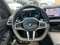 Gebraucht BMW 330e M Sport 292 PS (214 kW) 2025 Arctic race blue Kombi