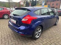 gebraucht Ford Focus 1,0 EcoBoost Champions Edition+KLIMA+6 GANG+PDC