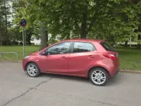 Gebraucht Mazda 2 68 PS (50 kW) 2008 Rot Kleinwagen