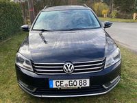 Gebraucht VW Passat Highline 140 PS (102 kW) 2012 Schwarz Kombi