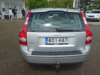 gebraucht Volvo V50 Kombi 2.4 Momentum AHK 8-fach