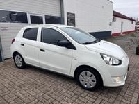 Gebraucht Mitsubishi Space Star Classic Collection 71 PS (52 kW) 2014 Weiß Van / Kleinbus