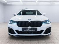 Gebraucht BMW M550 Performance 530 PS (389 kW) 2021 Weiß Limousine