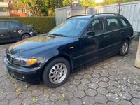 Gebraucht BMW 318 116 PS (85 kW) 2005 Schwarz Kombi