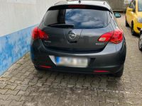 Gebraucht Opel Astra Eco 100 PS (73 kW) 2012 Grau Kleinwagen