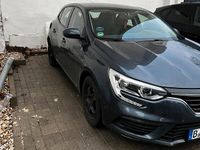 Gebraucht Renault Mégane IV 100 PS (73 kW) 2016 Grau Limousine