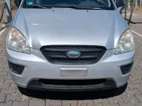 Gebraucht Kia Carens 144 PS (105 kW) 2007 Silber Van / Kleinbus