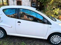 Gebraucht Citroën C1 68 PS (50 kW) 2011 Weiß Kleinwagen