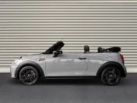 Gebraucht Mini Cooper Cabriolet 136 PS (100 kW) 2022 Moonwalk grey () Cabrio