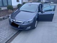 Gebraucht Opel Astra Innovation 140 PS (102 kW) 2011 Grau Kombi