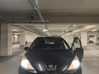 Gebraucht Peugeot 207 75 PS (55 kW) 2010 Schwarz Kleinwagen