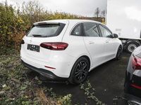 Gebraucht Mercedes B200 Progressive 163 PS (119 kW) 2025 Weiß Van / Kleinbus
