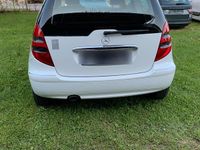 Gebraucht Mercedes A150 95 PS (69 kW) 2005 Weiß Kleinwagen