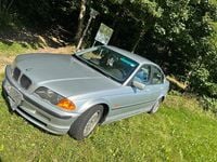 Używany BMW 320 170 KM (125 kW) 2001 Srebrny Sedan/Limuzyna