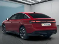 Gebraucht VW ID.7 Pro 210 kW (286 PS) 2025 Rot Limousine