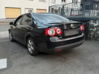 Gebraucht VW Jetta 102 PS (75 kW) 2005 Limousine