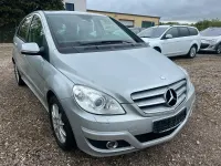 Gebraucht Mercedes B200 136 PS (100 kW) 2010 Silber Van / Kleinbus