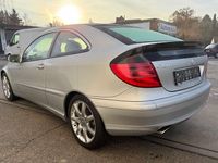 Gebraucht Mercedes C180 129 PS (94 kW) 2001 Silber Coupé