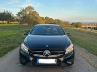 Gebraucht Mercedes A180 122 PS (89 kW) 2013 Schwarz Limousine