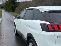 Gebraucht Peugeot 3008 131 PS (96 kW) 2017 Weiß SUV