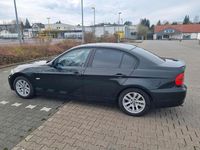 Gebraucht BMW 318 143 PS (105 kW) 2008 Schwarz Limousine