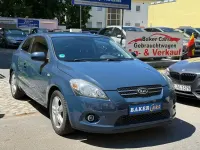 Gebraucht Kia ProCeed 90 PS (66 kW) 2010 Blau Kleinwagen