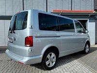 Gebraucht VW Caravelle Comfortline 150 PS (110 kW) 2020 Silber Van / Kleinbus