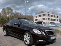 Gebraucht Mercedes E250 204 PS (150 kW) 2009 Braun Limousine