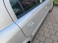 Second-hand Opel Astra 101 CP (74 kW) 2002 Argintiu Berlinǎ