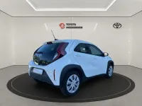 Gebraucht Toyota Aygo X X-play 72 PS (52 kW) 2022 Weiß SUV