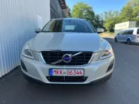 Gebraucht Volvo XC60 215 PS (158 kW) 2013 Cosmic white SUV