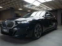 Gebraucht BMW 520 M Sport 197 PS (144 kW) 2024 Schwarz Limousine