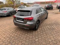 Gebraucht Mercedes A200 Advanced 163 PS (119 kW) 2024 Grau Limousine