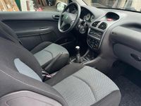 Gebraucht Peugeot 206 75 PS (55 kW) 2005 Grau Kleinwagen