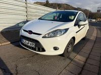 Gebraucht Ford Fiesta Trend 80 PS (58 kW) 2009 Weiß Kleinwagen