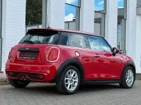 Używany Mini Cooper S 192 KM (141 kW) 2019 Czerwony Hatchback