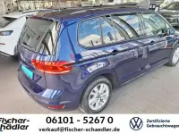 Gebraucht VW Touran Comfortline 150 PS (110 kW) 2024 Atlantik blue Van / Kleinbus