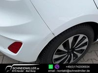 Gebraucht Ford Fiesta Titanium 125 PS (91 kW) 2022 Weiß Kleinwagen