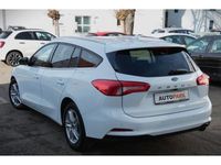 Gebraucht Ford Focus Cool & Connect 125 PS (91 kW) 2019 Frostweiß Kombi