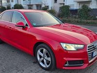 Gebraucht Audi A4 Comfort 190 PS (139 kW) 2019 Blau Limousine