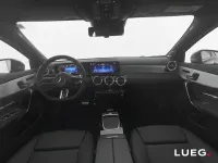 Gebraucht Mercedes A200 AMG 150 PS (110 kW) 2025 Grau Limousine