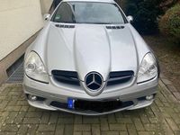 Gebraucht Mercedes SLK350 272 PS (200 kW) 2005 Silber Cabrio