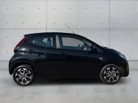 Gebraucht Toyota Aygo X X-play 72 PS (52 kW) 2021 Black mica SUV