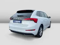 Gebraucht Skoda Scala Style 150 PS (110 kW) 2023 Moonweiss metallic Kleinwagen