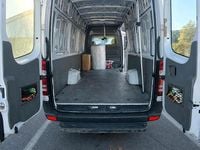 Używany Mercedes Sprinter 143 KM (105 kW) 2018 Biały Van