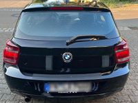 Gebraucht BMW 116 136 PS (100 kW) 2012 Schwarz Kleinwagen