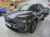Neu Toyota Yaris Cross 131 PS (96 kW) 2026 Grau SUV