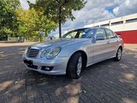 Gebraucht Mercedes E200 Classic 184 PS (135 kW) 2008 Silber Limousine